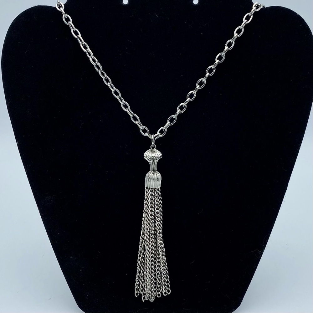 Vintage Silver tone* 24” Chain Tassel Necklace